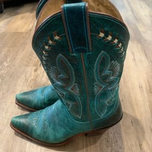 Justin women’s western boots. Size 7.5.